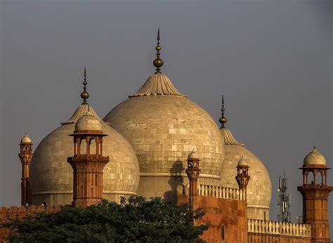  Historic Architecture of Lahore: A Timeless Journey Through the Walled City Unveiling Centuries of Architectural Prowess and Cultural Tapestry